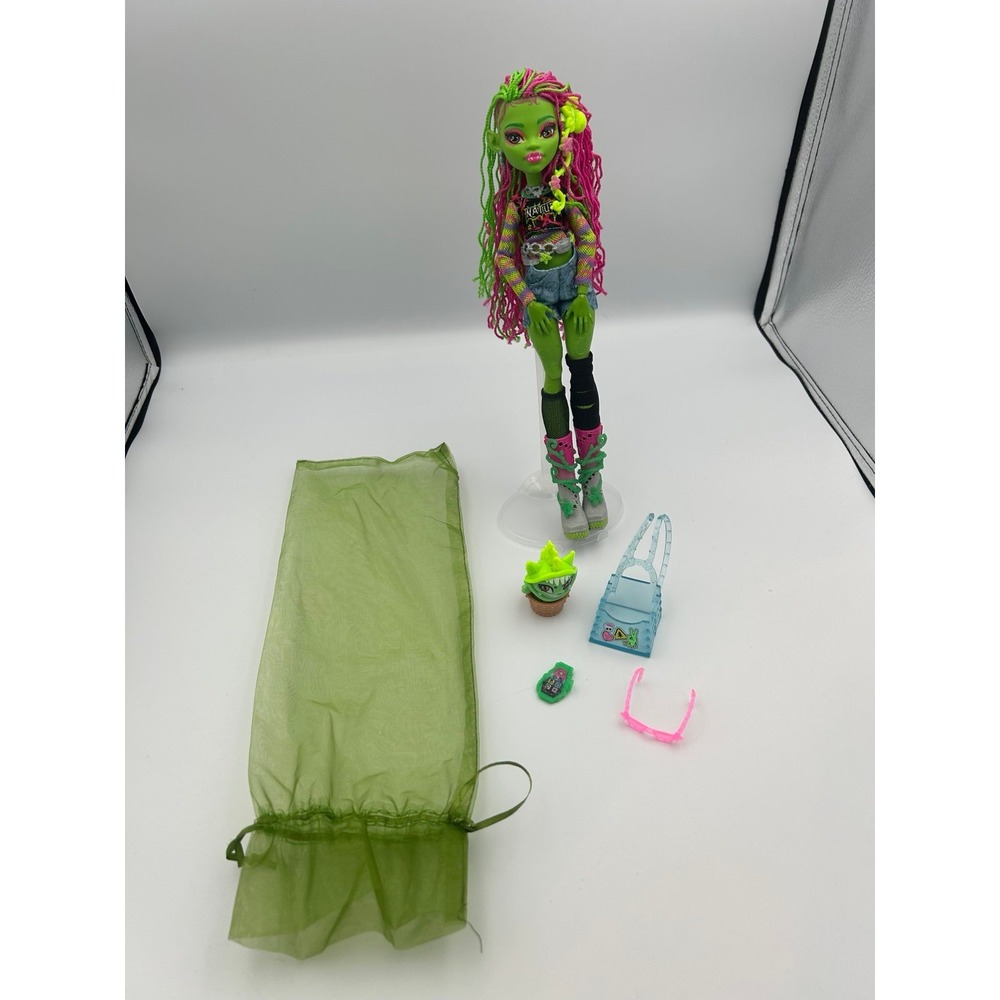 Monster High Venus Flytrap fashion doll G3